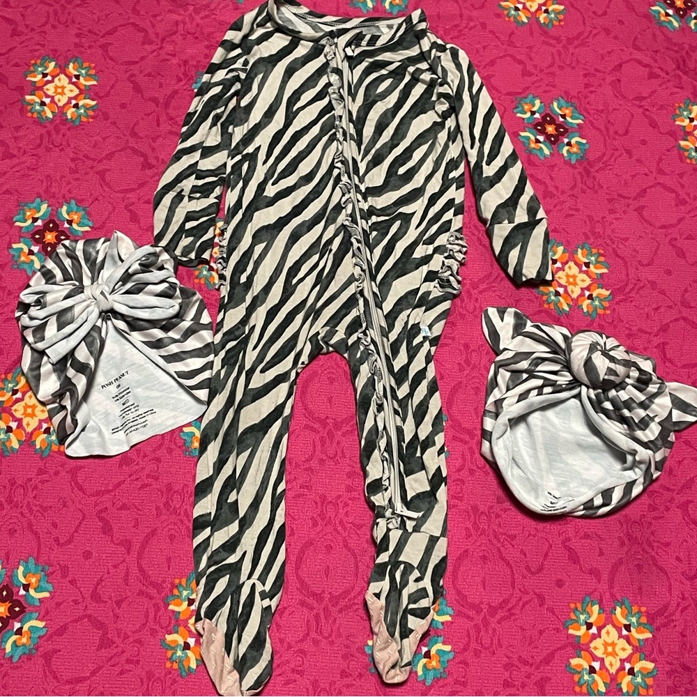 Posh peanut koko footie and hat bundle
